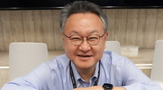 吉田修平谈PSV失败：加了太多没用的功能！