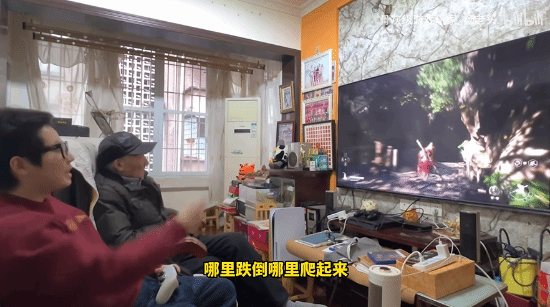 外孙称打《黑神话：悟空》白衣秀士很轻松结果战败 90岁杨老头：别吹牛！
