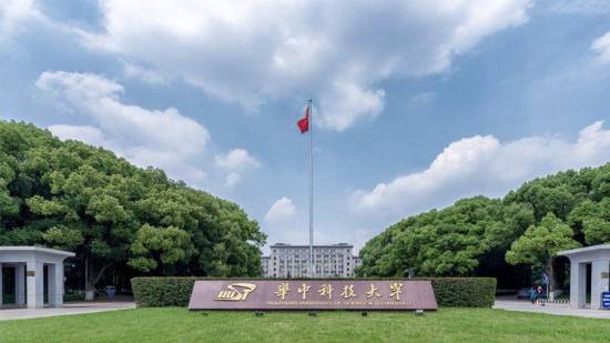 冯骥寄语高考学子 还安利自己母校
