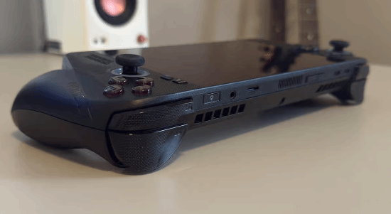外媒给ROG Xbox Ally X 5星满分：超越Steam Deck！