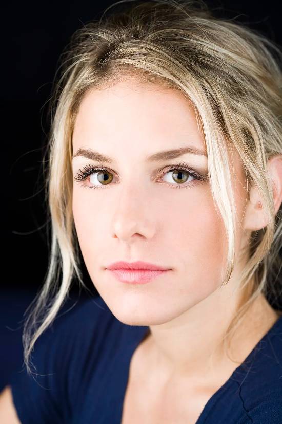 《古墓丽影：亚特兰蒂斯的遗产》和《古墓丽影：催化剂》劳拉新演员公布！颜值超高的美女Alix Wilton Regan