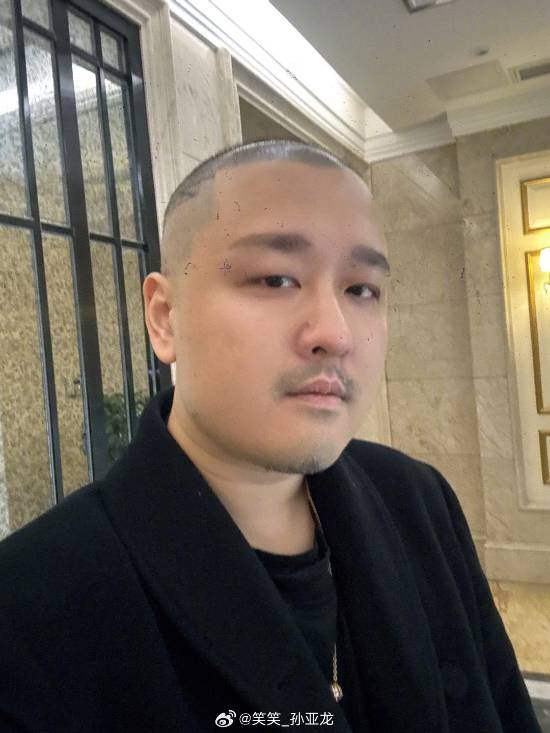 孙亚龙晒近照：坚持锻炼一年多 中风的药吃的也少了